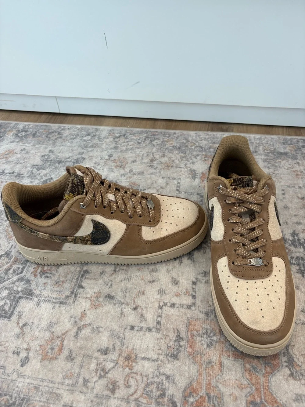 Nike Low-Top Sneakers in Brown & Tan with Patterned Swoosh